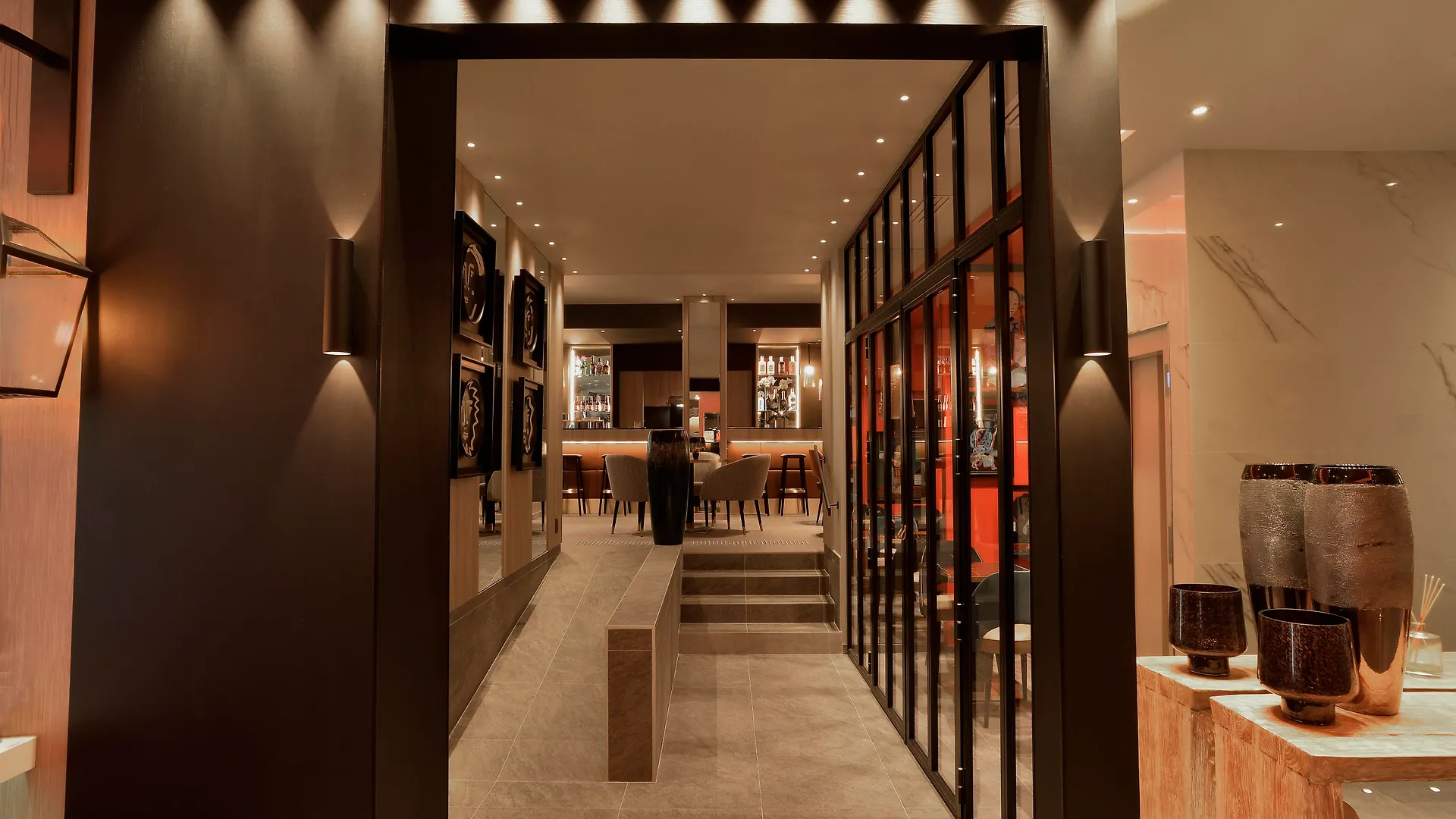 La Lanterne & By Timhotel Hotel